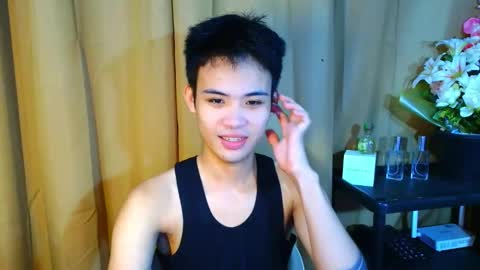 urasiancumboix2 online show from 10-19-25, 03:56