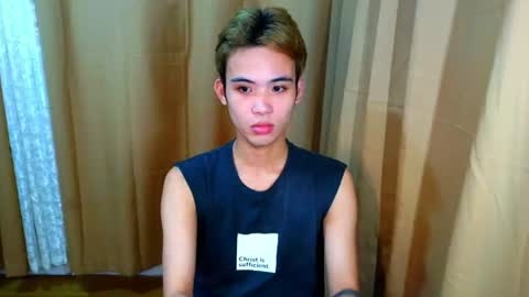 Snapshot of urasiancumboix2 chatting on 07-25-26, 05:32 urasiancumboix2 online show from 07-25-26, 05:32