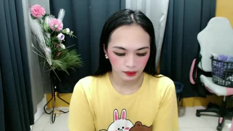Snapshot of urasiancumgirl_ chatting on 06-18-26, 05:41 urasiancumgirl_ online show from 06-18-26, 05:41