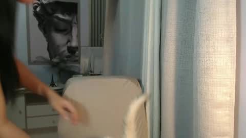 urasianfuckprincessxxx online show from 05-31-26, 07:04
