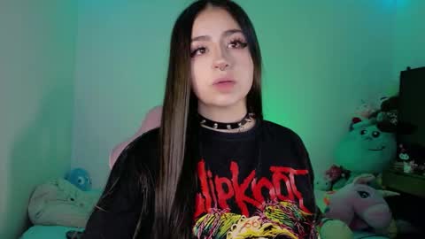 Danielle  online show from 06-07-26, 09:46