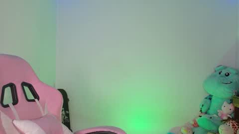 Danielle  online show from 07-21-26, 09:33