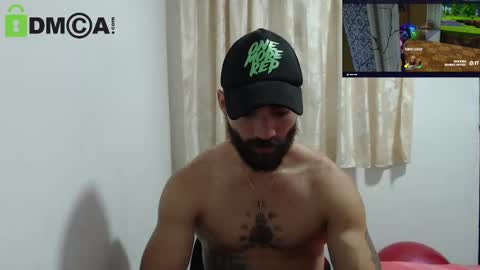 Snapshot of urbanbeard chatting on 12-27-24, 12:39 master beard online show from 12-27-24, 12:39