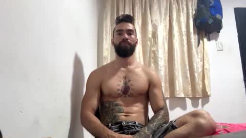 Snapshot of urbanbeard chatting on 01-02-25, 08:02 master beard online show from 01-02-25, 08:02