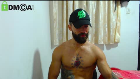 Snapshot of urbanbeard chatting on 01-05-25, 11:48 master beard online show from 01-05-25, 11:48