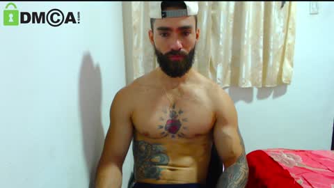 Snapshot of urbanbeard chatting on 01-06-25, 10:26 master beard online show from 01-06-25, 10:26