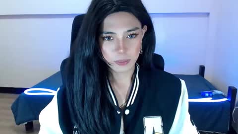 Miss alexa online show from 04-14-26, 07:47