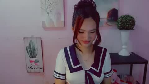 urblossom_princess online show from 06-25-26, 06:23