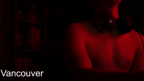 urboytoy_512 online show from 05-14-26, 06:53