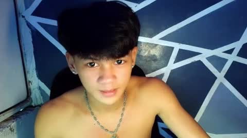 Snapshot of urboytoyjust chatting on 07-13-26, 02:03 JUSTINE online show from 07-13-26, 02:03
