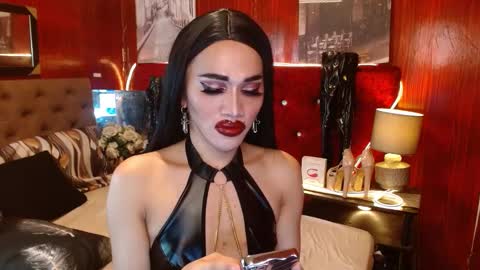 KENDALL online show from 12-11-24, 11:51