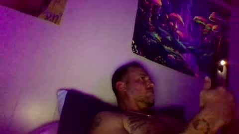 urdaddy875867 online show from 12-28-24, 08:16