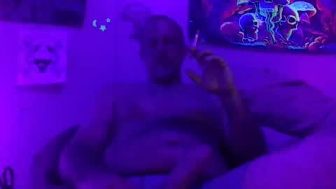 urdaddy875867 online show from 03-08-26, 05:00