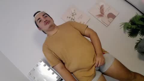 Snapshot of ure_fattytoy143 chatting on 06-21-26, 02:41 ure_fattytoy143 online show from 06-21-26, 02:41