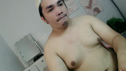 Snapshot of ure_fattytoy143 chatting on 07-04-26, 05:13 ure_fattytoy143 online show from 07-04-26, 05:13