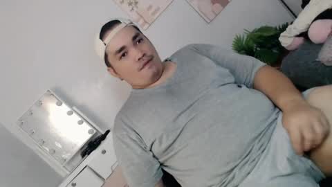 Snapshot of ure_fattytoy143 chatting on 07-20-26, 02:52 ure_fattytoy143 online show from 07-20-26, 02:52