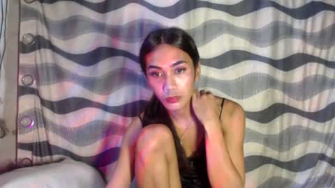 Snapshot of urexoticslimcummer chatting on 07-25-26, 04:04 urexoticslimcummer online show from 07-25-26, 04:04