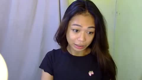 Snapshot of urfantacyjamaica chatting on 11-29-25, 10:02 ayumi reacher online show from 11-29-25, 10:02