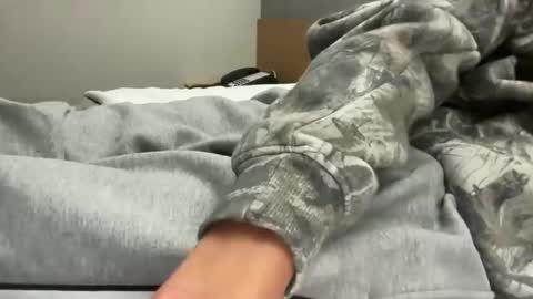 urfavcock6918 online show from 09-17-25, 01:51