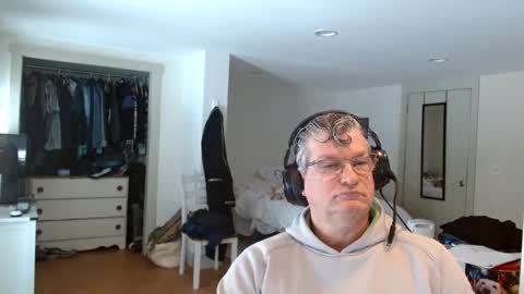 Gregor online show from 03-04-25, 04:41