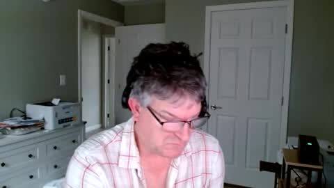 Snapshot of urfavteach50 chatting on 05-02-26, 12:10 Gregor online show from 05-02-26, 12:10