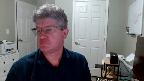 Snapshot of urfavteach50 chatting on 05-03-26, 02:06 Gregor online show from 05-03-26, 02:06