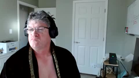 Snapshot of urfavteach50 chatting on 05-07-26, 11:37 Gregor online show from 05-07-26, 11:37