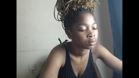 Snapshot of urflirtydoll chatting on 01-22-25, 06:31 urflirtydoll online show from 01-22-25, 06:31