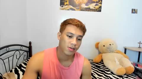 urfucker_vinz online show from 05-19-26, 01:56