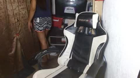 Snapshot of urfynestasian chatting on 03-14-26, 01:05 urfynestasian online show from 03-14-26, 01:05