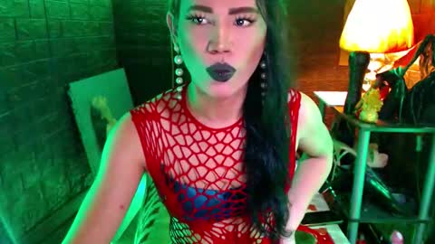 Snapshot of urhardcockqueenxxx chatting on 05-15-26, 01:23 queen norelle online show from 05-15-26, 01:23