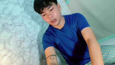 Snapshot of urhot_kharlxoxo chatting on 05-08-26, 06:35 john carlo online show from 05-08-26, 06:35