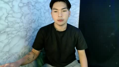 Snapshot of urhot_kharlxoxo chatting on 06-02-26, 11:23 john carlo online show from 06-02-26, 11:23