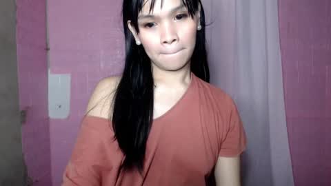 Snapshot of urhotfuckinginnocent1 chatting on 07-27-26, 12:23 urhotfuckinginnocent1 online show from 07-27-26, 12:23