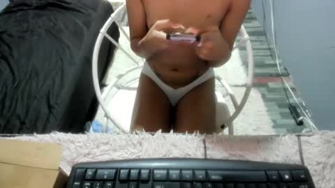 Snapshot of urhotsexykianna chatting on 01-09-26, 02:14 urhotsexykianna online show from 01-09-26, 02:14