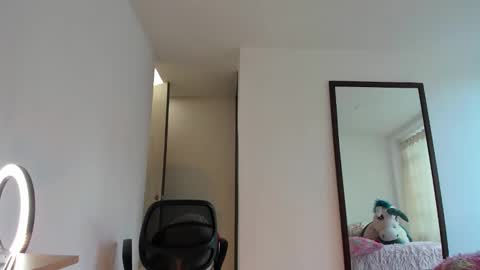 Snapshot of urimare_south chatting on 01-26-25, 09:18 urimare_south online show from 01-26-25, 09:18