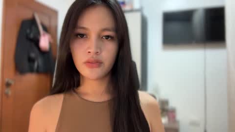 Amira online show from 09-29-25, 01:00