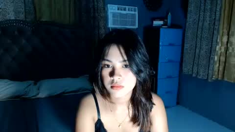 Mia online show from 07-17-26, 11:50