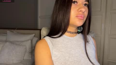 Kristina online show from 10-20-25, 01:06