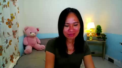 urlovely_che online show from 10-20-25, 11:54