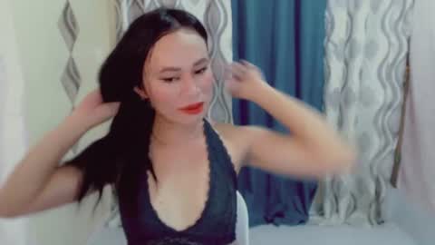 Snapshot of urlovely_che chatting on 06-12-26, 08:24 urlovely_che online show from 06-12-26, 08:24