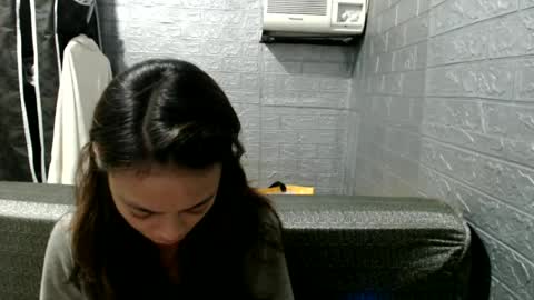Snapshot of urlovely_yang03 chatting on 06-23-26, 10:13 juliana online show from 06-23-26, 10:13
