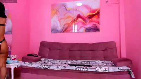 Snapshot of urlovex chatting on 12-04-24, 01:20 Love online show from 12-04-24, 01:20