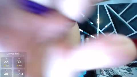 Snapshot of urlovex chatting on 01-03-25, 12:00 Love online show from 01-03-25, 12:00