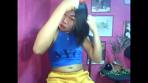 Snapshot of urluckyfuck123 chatting on 10-14-25, 02:23 Jasmin online show from 10-14-25, 02:23