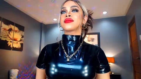 UrMajestyTyra online show from 12-25-24, 03:08
