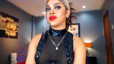 UrMajestyTyra online show from 12-27-24, 12:39