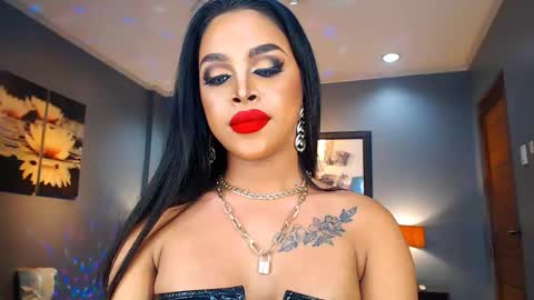 UrMajestyTyra online show from 01-13-25, 06:16
