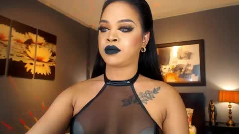 UrMajestyTyra online show from 04-21-26, 02:04