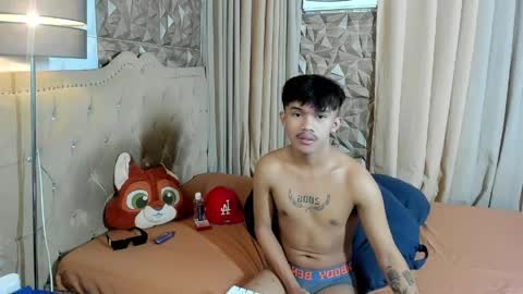 urmasterhardcock online show from 05-25-26, 05:52